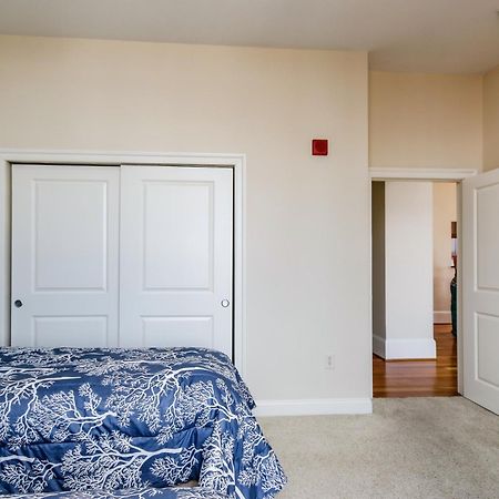 Chase Penthouse At 39 West Baltimore Inner Harbor Convention Center Free Indoor Parking One And Two Bedrooms Exterior foto
