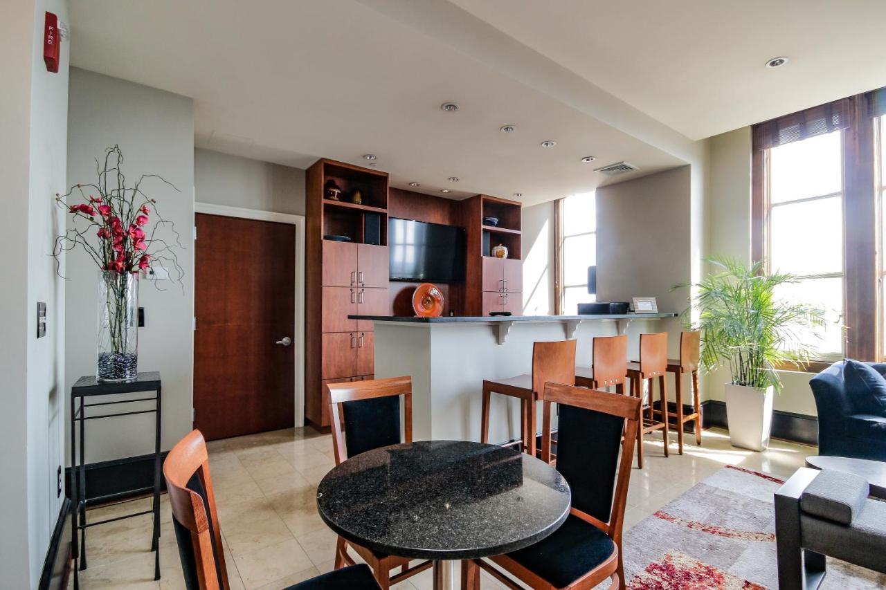 Chase Penthouse At 39 West Baltimore Inner Harbor Convention Center Free Indoor Parking One And Two Bedrooms Exterior foto